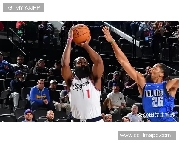 卢教练期待哈登与小卡错开上场时间却遭遇双双体力不支的困境