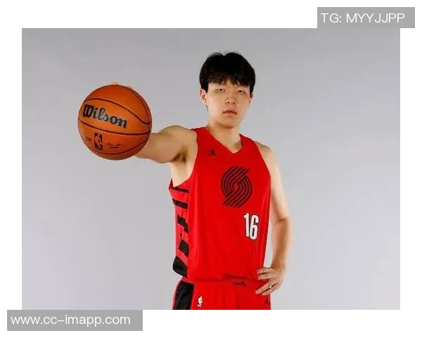 杨瀚森今日表现惊艳但偶显疲态与脱节引人关注