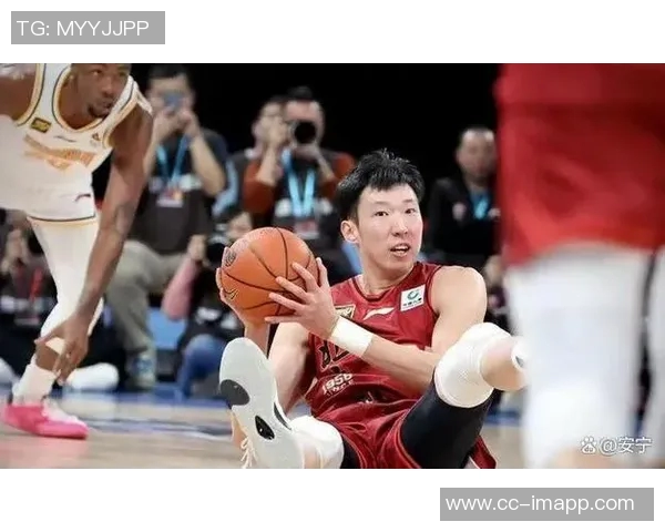 周琦半场表现惊艳7分钟内高效拿下9分2板1断展现实力