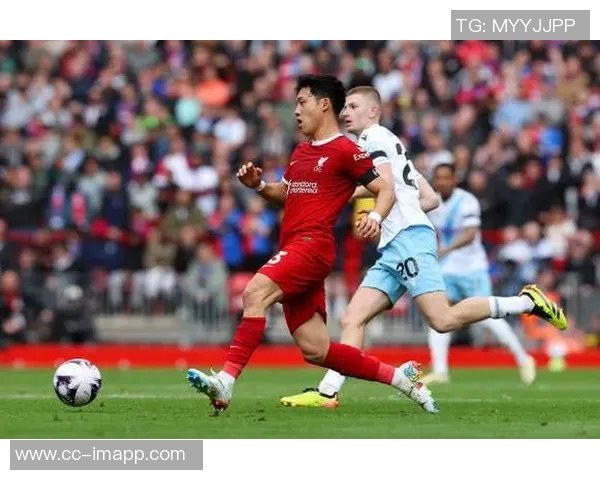 麦卡利斯特回归训练远藤航因腿筋问题缺席利物浦备战